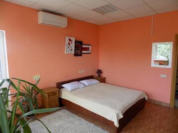 Семейный номер с балконом в  Хостел Гео